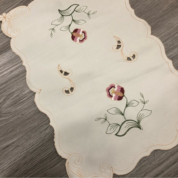 NEW| Vintage 90’s Embroidered Placemats - Picture 4 of 4